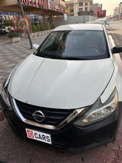 نيسان ألتيما